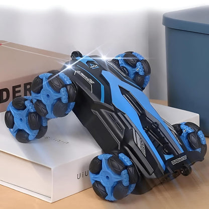Blue Syrcar 8-Wheel Spray RC Stunt Car